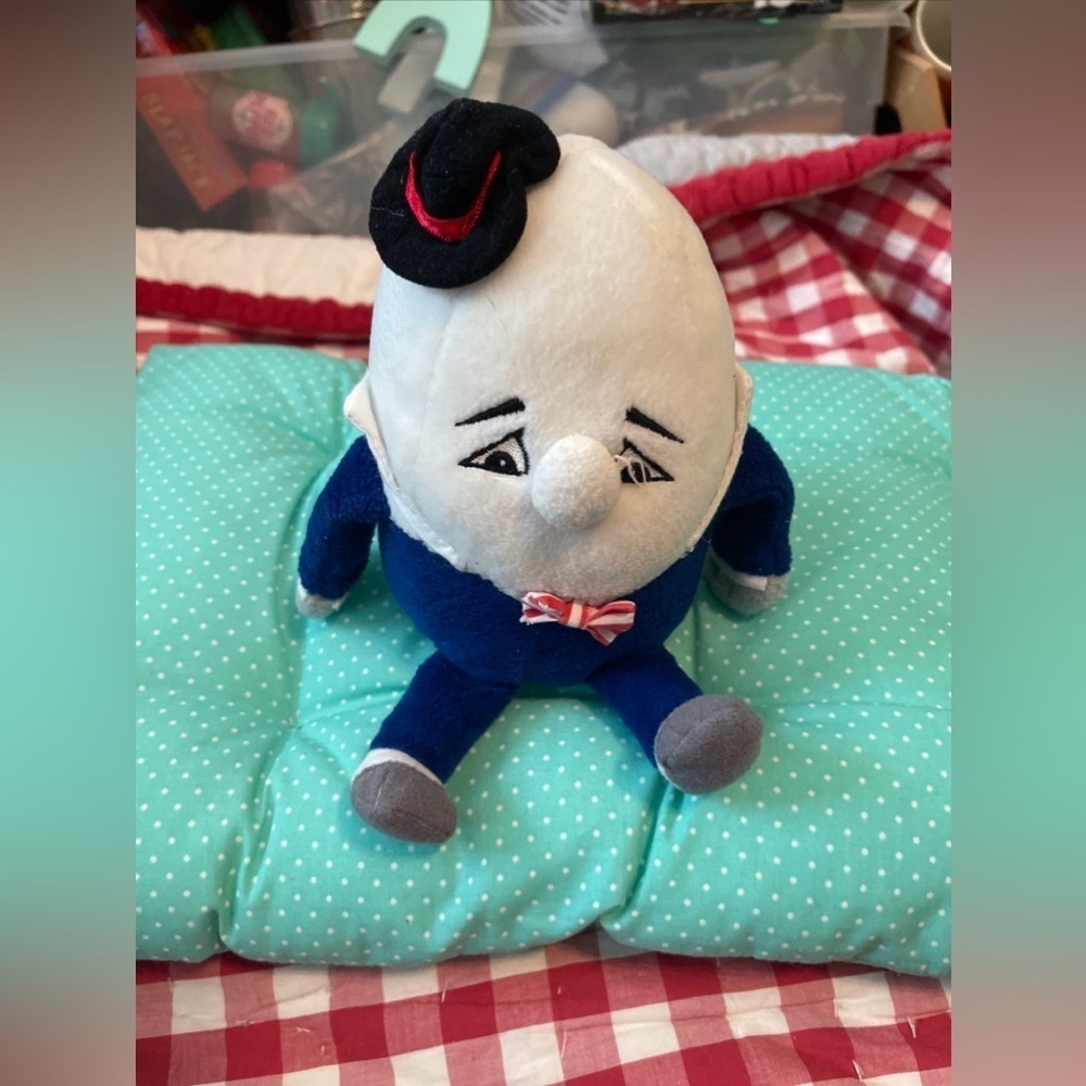 VTG 1998 Stuffins Humpty Dumpty CVS Peter Cottontail's Fairy Tale Friends Plush
